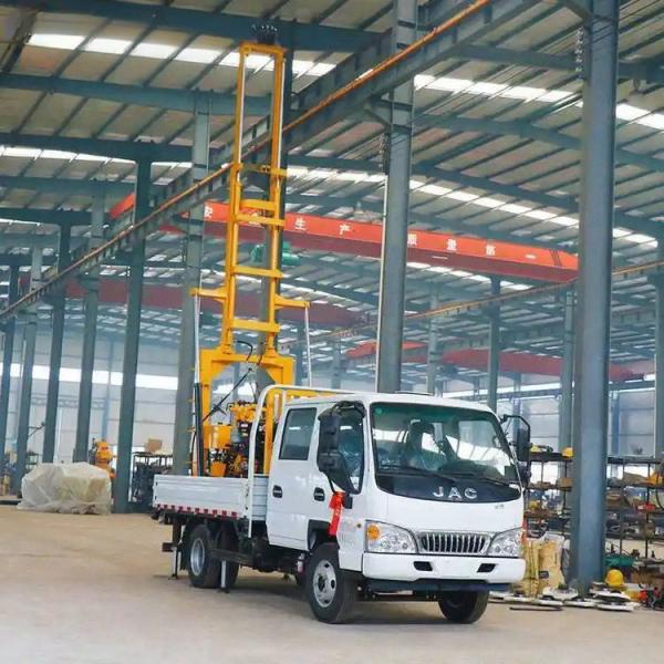 Car Mounted Hydraulic Water Well Drilling Rig 200M Intake Well Drilling Rig