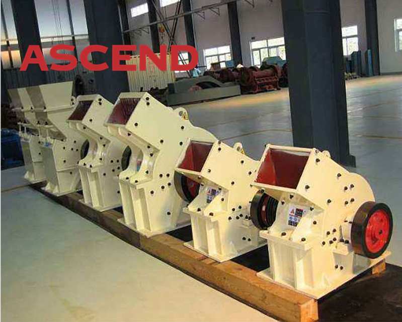 Portable Heavy Diesel Hammer Mill Crusher For Gold Mining High Efficiency