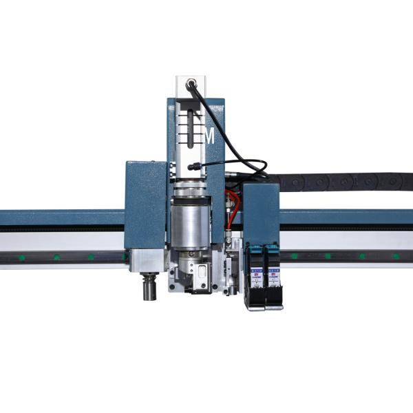 2500x1600mm Auto CNC Digital Cutting Machine Round Or Oscillation Knife For Fabric