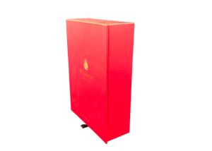 China Luxury Red Cosmetic Box Packaging Offset Printing With Magnetic Closure on sale