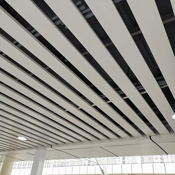 Powder Coated Metal Aluminium Slat Strip False Ceiling For Office Building Heat Insulation