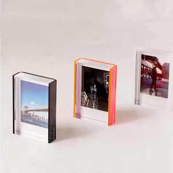 Quality 4'' X 6'' Acrylic Photo Frame With Magnets , Tabletop Acrylic Clear Picture Frames OEM for sale