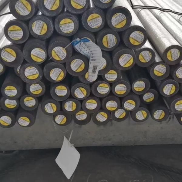 ASTM JIS EN DIN Standard Carbon Steel Round Bar / Steel Round Rod Hot Rolled Steel Bar