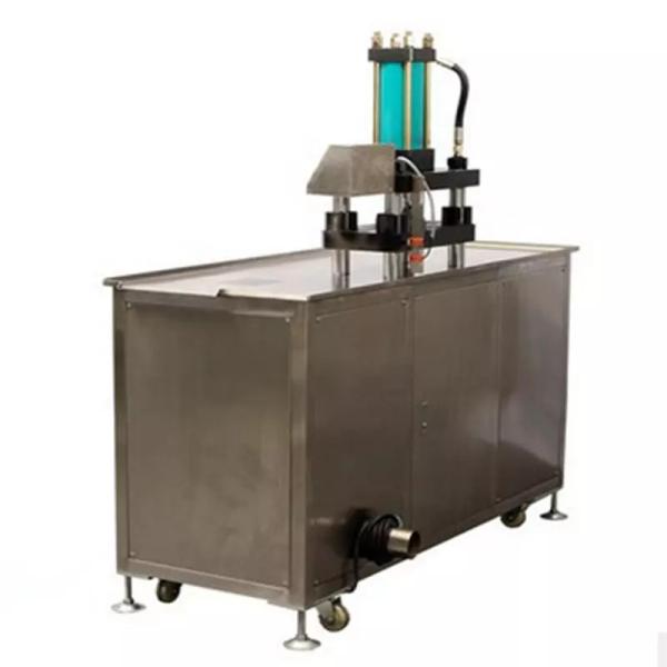 Antirust Semi Automatic Cosmetic Packing Machine For Eyeshadow