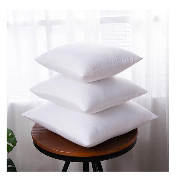 Custom Logo Accepted Floral Print Bedding Throw for Hotel Indoor Decorative Pillows