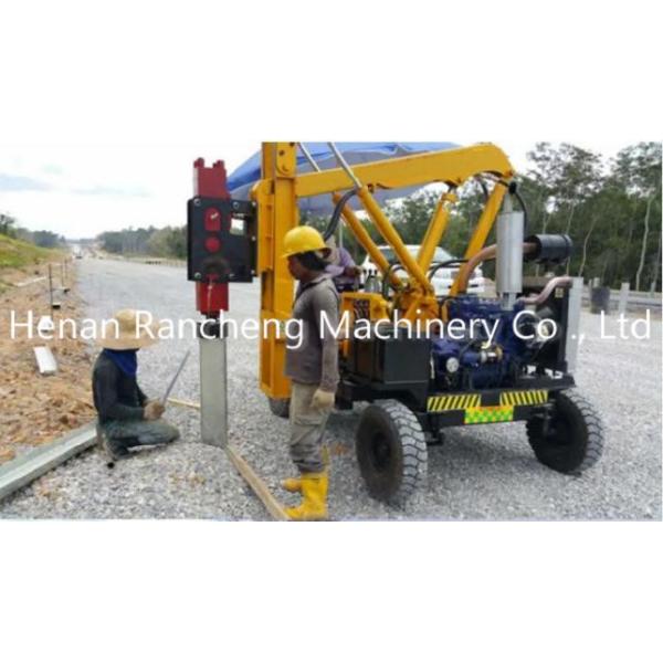 Solar Pile Driver With 39KW Engine For 170 Cm Depth And 2.8T Vehicle Weight