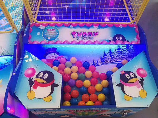 Funny Penguin Paradise Kids Throw Ball Game Amusement Ticket Game Machine For Sale