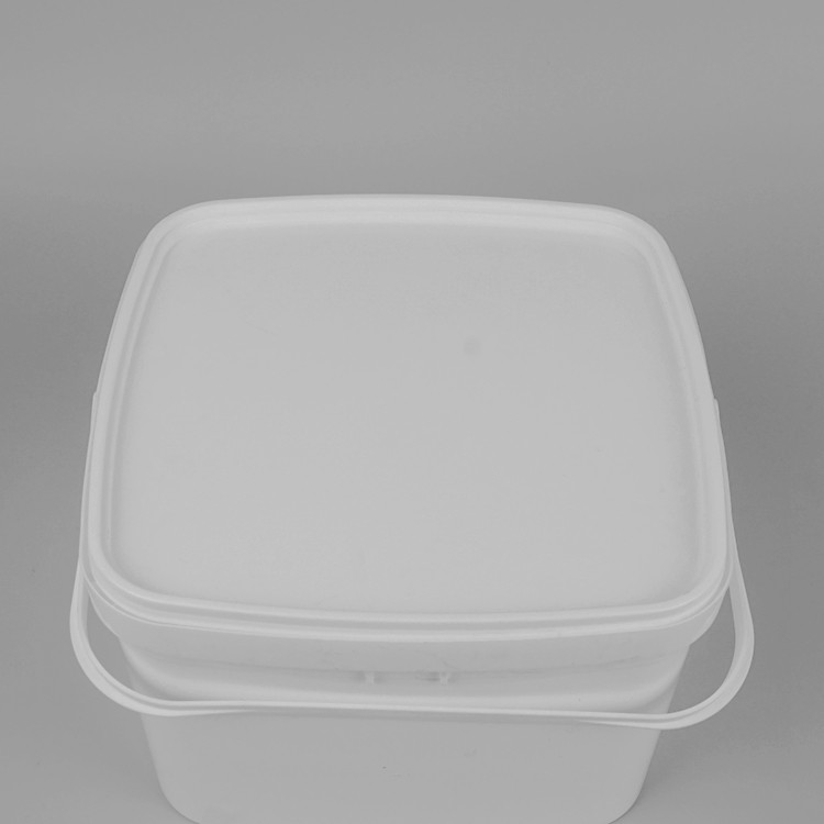 China ISO9001 Certification White Square Plastic Buckets 3 Liter wholesale