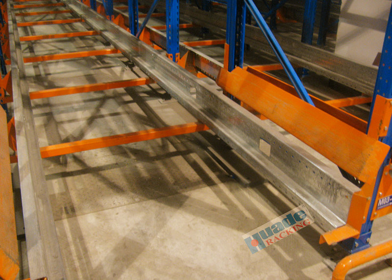 China Heavy Load Radio Shuttle Racking , Pallet Shuttle Racking Battery Powered wholesale