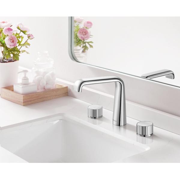 Hot Cold Water Modern Bathroom Faucets Chrome Deck Mounted 3 Hole Dual Handle