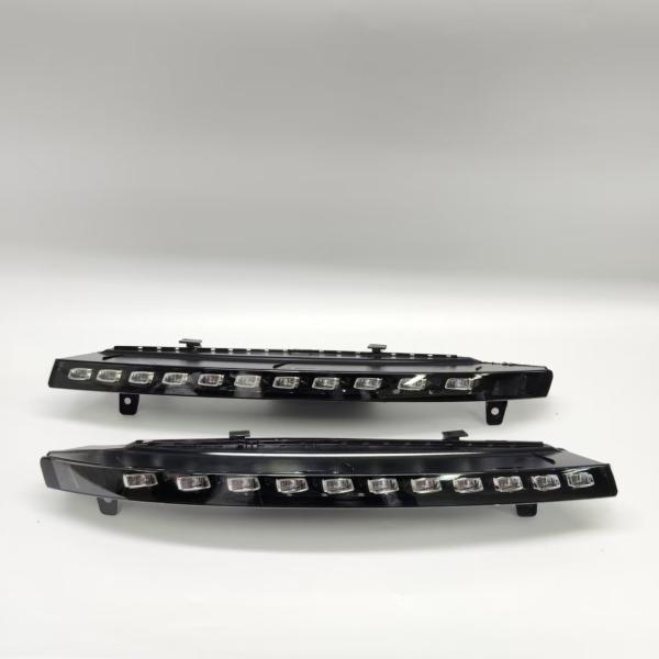 Day Running Light Assembly 4L0953041D 4L0953042D LED Turn Signal Light for Q7 Normal Front Bumper 2010-2015 11 LED