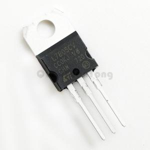China Transistor L7805CV Transistor 7805 Voltage Regulator L7805CV Voltage Regulator IC 5V 1.5A L7805 TO-220 Original on sale