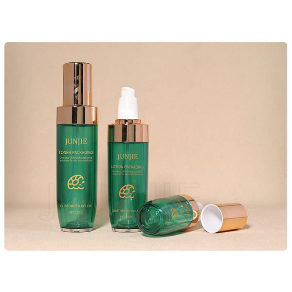 High Quality Factory Customized 120ml 100ml Plastic Bottles Jars with Closures for Cosmetics Packaging Sets