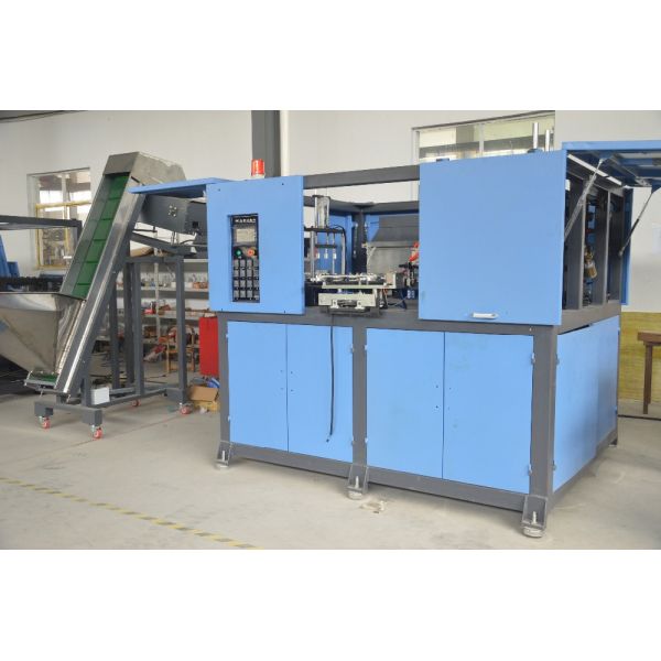 2000 Cavity 2 Cavity PET Bottle Blowing Machine for Smooth and Accurate Bottle Making