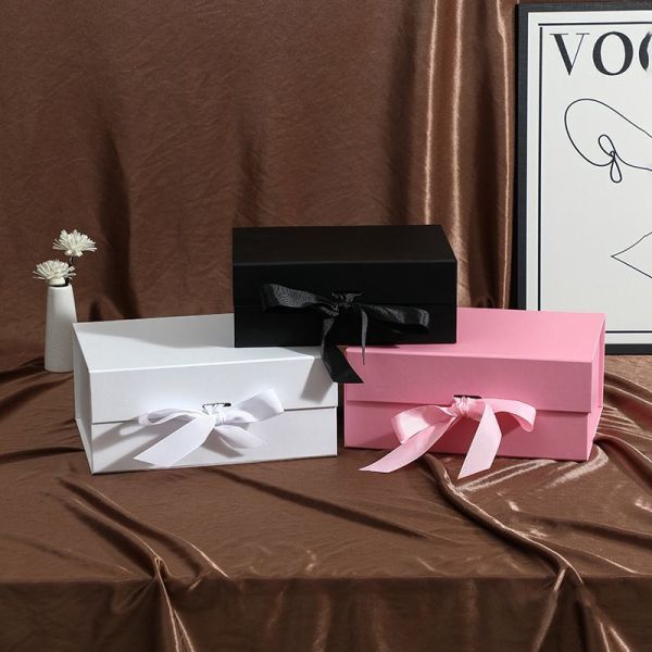 Book Shaped Folding Cardboard Gift Boxes With Magnetic Closure Paper Gift Packaging Box