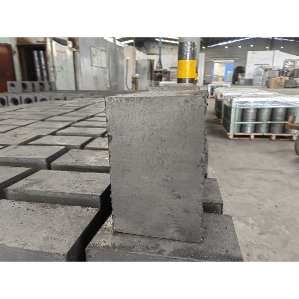 Continuous Casting Tundish Well Block Refractory Erosion Resistance