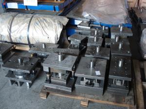China Sheet Metal ADC12 Progressive Stamping Tool 600T Progressive Stamping Machine on sale