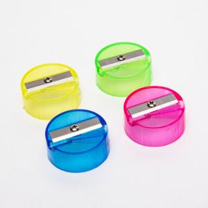China Plastic Office Manual Single Hole Pencil Sharpener Round wholesale