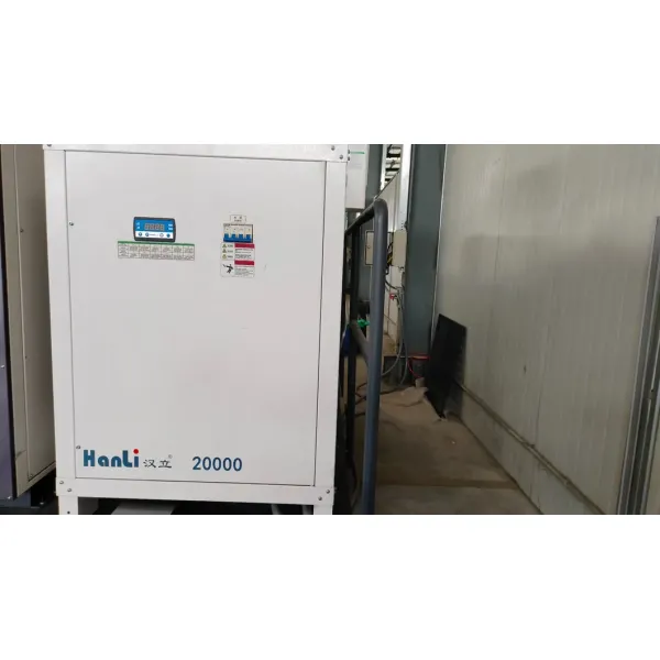 AC380V/50Hz/60Hz Power Supply Exchange Table Laser Cutting Machine With Enclosed Protective Cover 3000W Laser Power