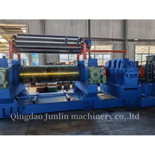 Double Shaft Open Type Two Roll Rubber Mixing Mill XK-610 With Stock Blender
