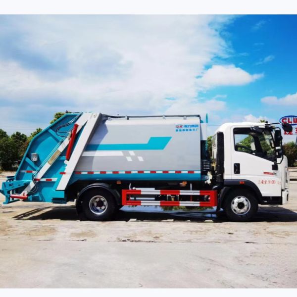 New Sinotruck Howo 6wheel Lift Compactor Garbage Truck 10ton Garbage Cleaning Truck