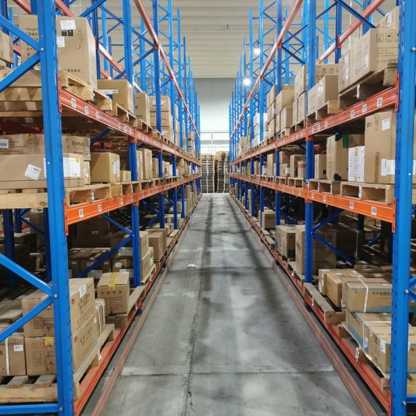 Storage VNA Racking Very Narrow Aisle Pallet Racking 1600mm-2000mm