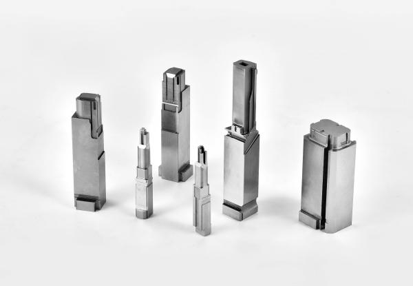 Quality SKD11 Connector Mold Parts Precision Mirror CNC Milling Parts Mini USB Electronics Applied for sale