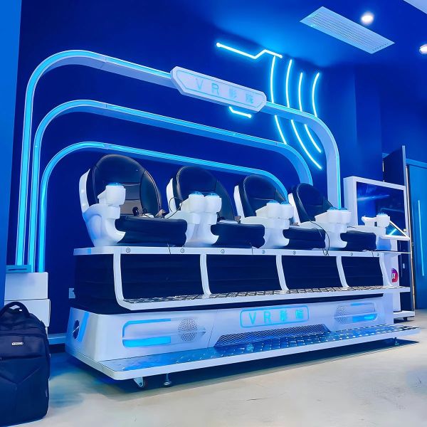 VR Cinema system in operation