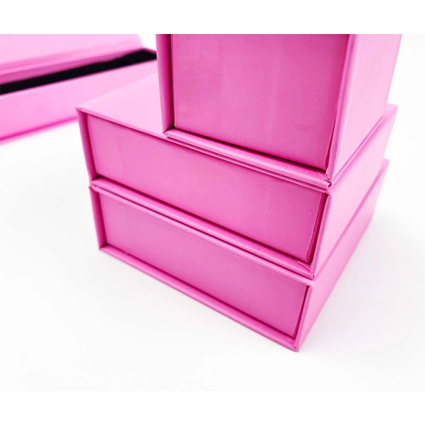 Custom Logo Printed Die Cut Magnetic Paper Jewelry Gift Box For Necklace Ring Packaging