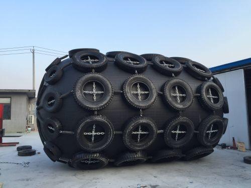 Quality ISO Standard Pneumatic Rubber Fender 3.3 X 1.5 for sale