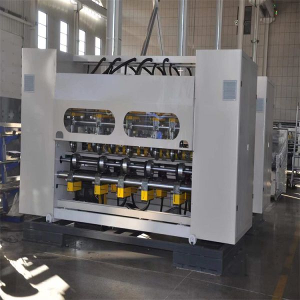 380V Thin Blade Slitter Scorer Machine For Paper Forming Machine 5900x2100x2300mm