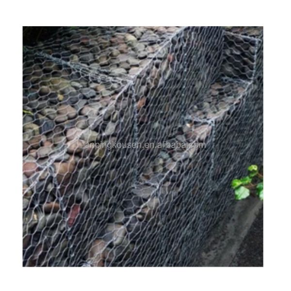 Pressure Treated Timbers Chicken Fencing for Chicken Coops in Commercial Chicken Farms