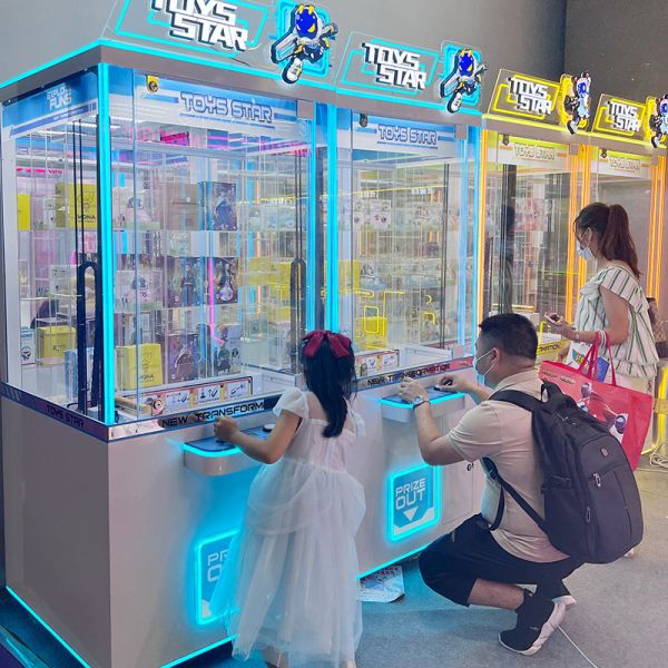 Push Win Gift Arcade Game Machine Type Key Master Kids Toy Vending Machine