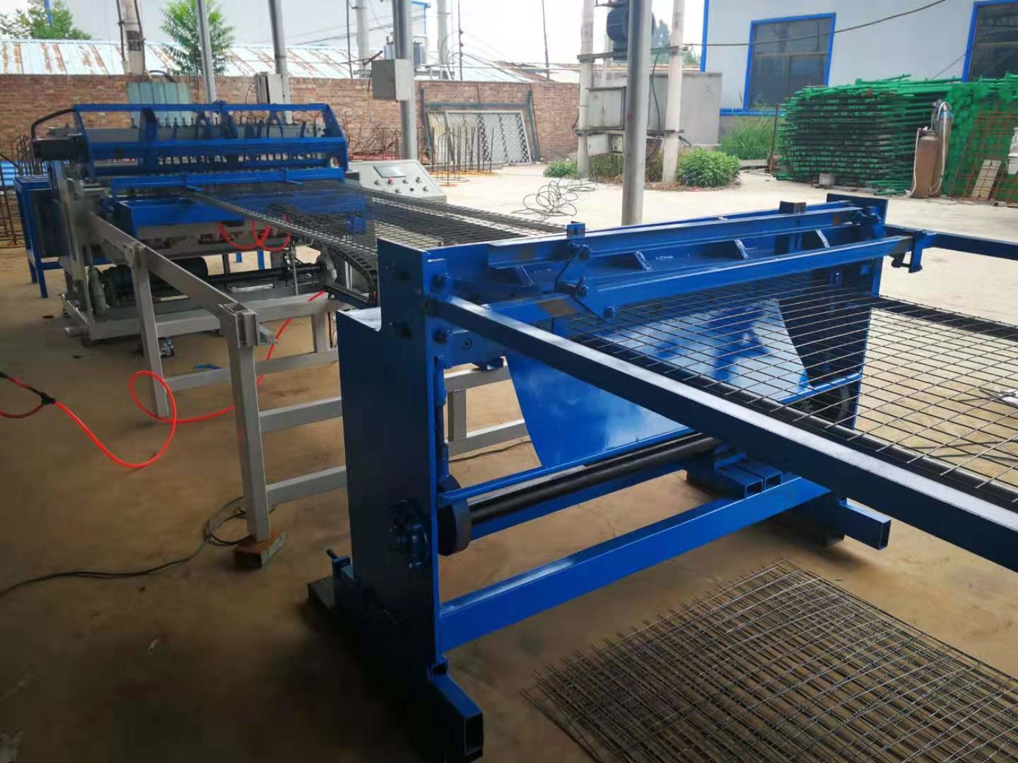 Quality Pre Cut Mitsubishi 1.2m Reinforced Mesh Welding Machine for sale