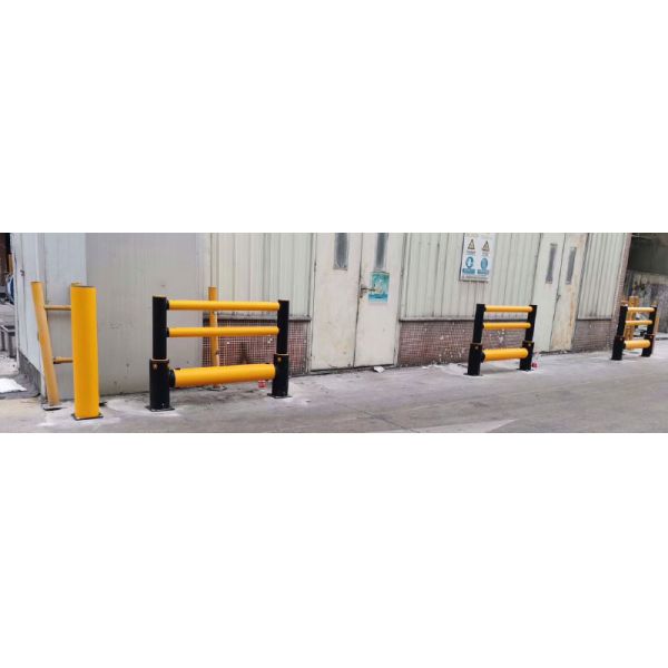 Flexible Pedestrian Barrier  Anti-Collision Guardrails Warehouse Safety Barrier Traffic Guardrails