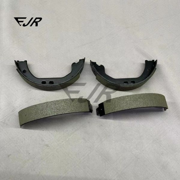 673000035 Rear Parking Brake Pad For Ghibli Quattroporte For Quattroporte Ghibli Model