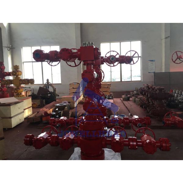 Oil Well Flow Control Gas Well Christmas Tree 3000 Psi Pressure API 6A Standard