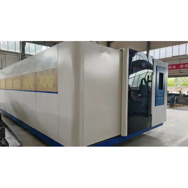 AC380V/50Hz/60Hz Power Supply Exchange Table Laser Cutting Machine With Enclosed Protective Cover 3000W Laser Power