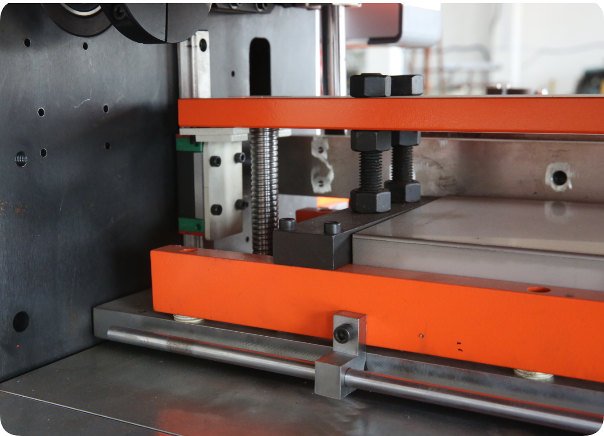 Pleating Height 3 - 60mm Cabin Air Filter Making Machine Automatic Blade Folding Machine