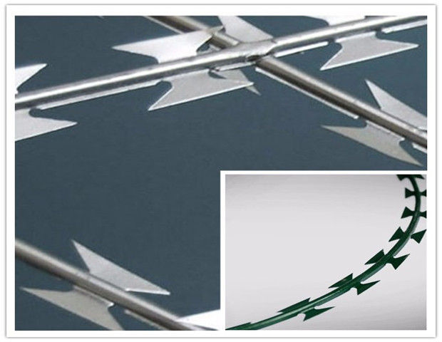 Welded bto22 100mm x 200mm Razor Wire Mesh