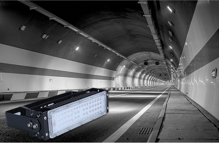 IP65 Modular Outdoor LED Tunnel Light For Warehouse Aluminum Body