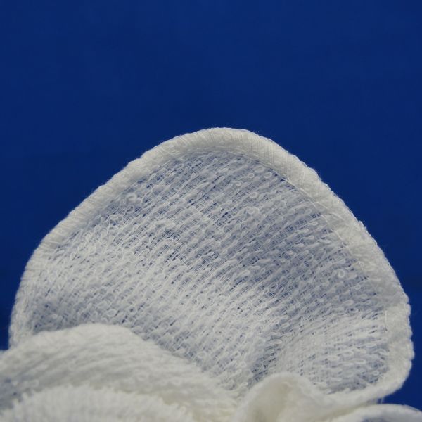 Single Use plain woven Airline Small Hand Towel With Antibacterial Sachet