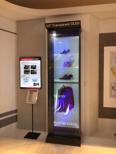 Quality Seamless OLED Computer Screen , Floor Stand OLED Touch Screen Monitor for sale
