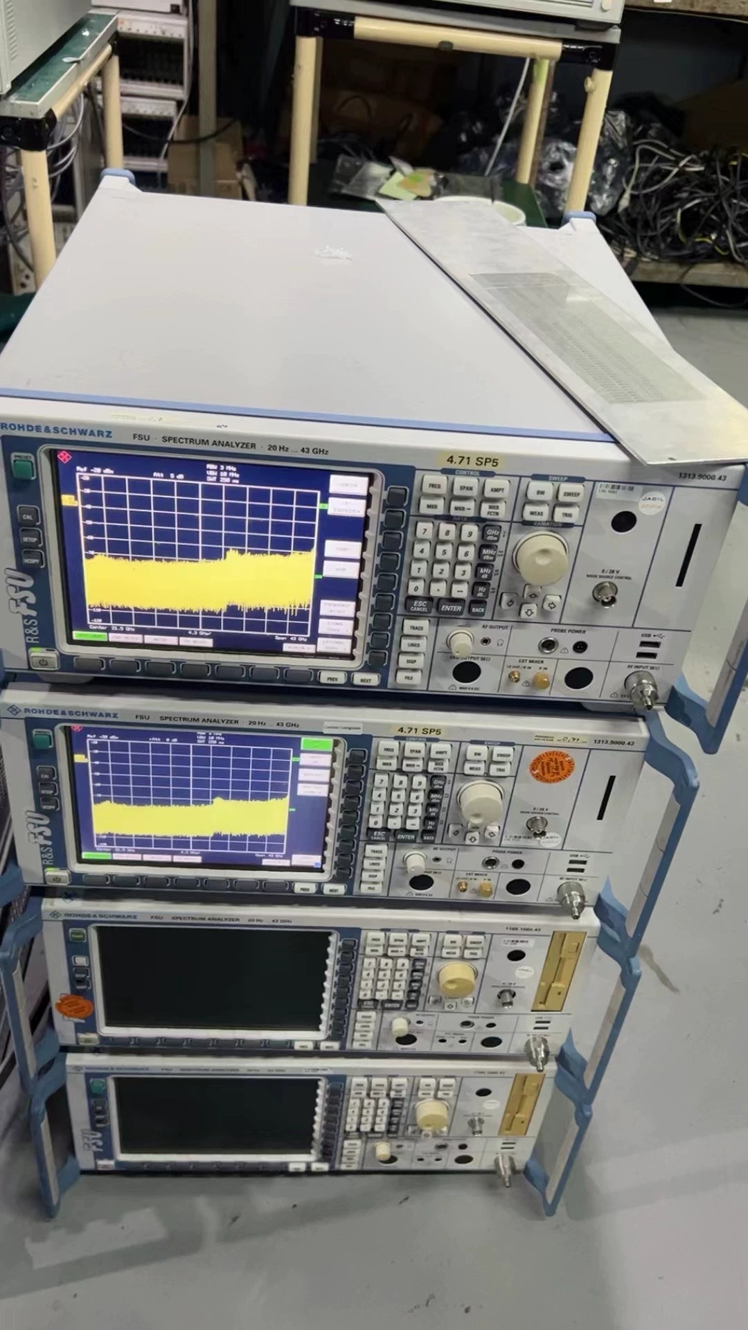 High Dynamic Range Spectrum Analyzer 43 GHz Rohde & Schwarz FSU43