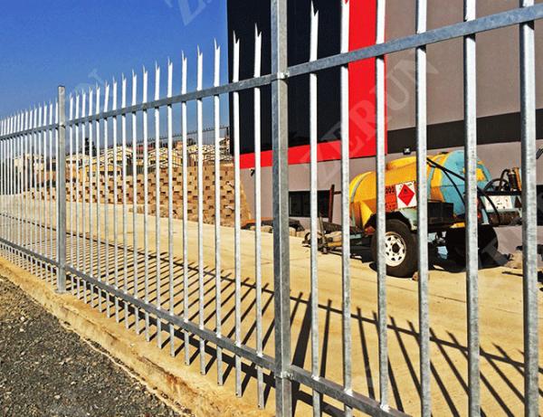 IPE Post Decorative Metal Palisade Fencing Steel PVC Coated Garden Fence
