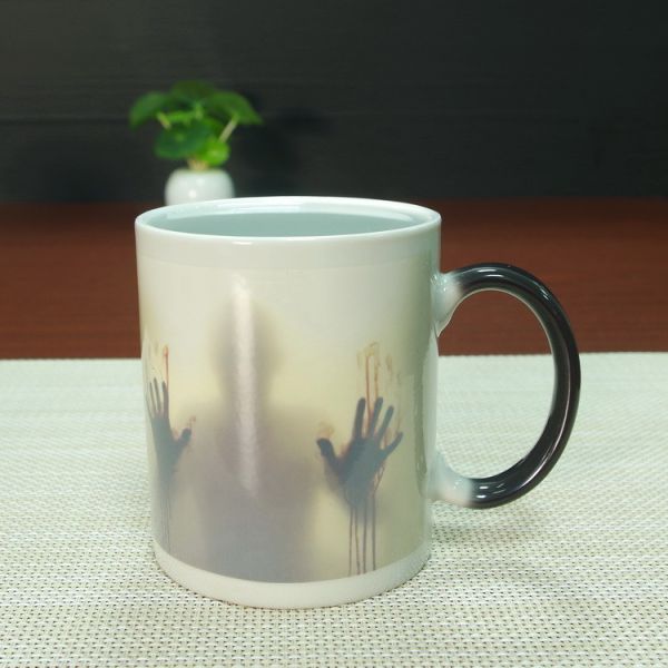 Walking Dead Full Color Changing Mug / Glossy Color Changing Coffee Mug