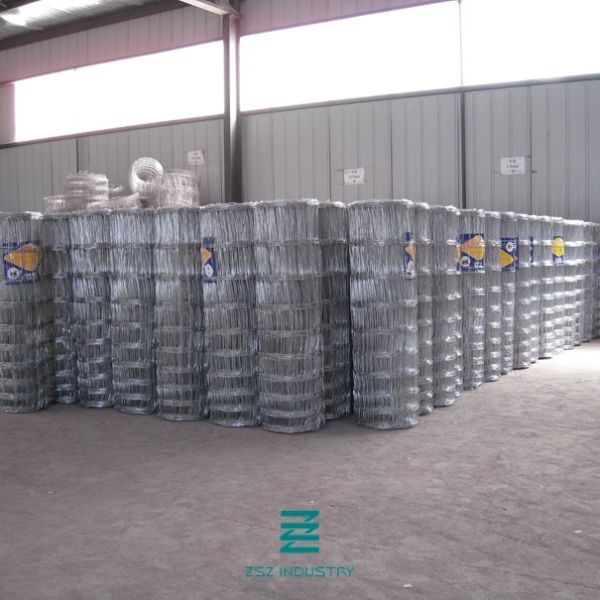 Width 15mm Mesh Hole Galvanized Mesh Roll Fixed Knot Fence For Protection