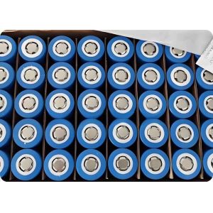 3.2V 6200mAh LiFePo4 Battery 18.6A Discharge 2000+ Cycles