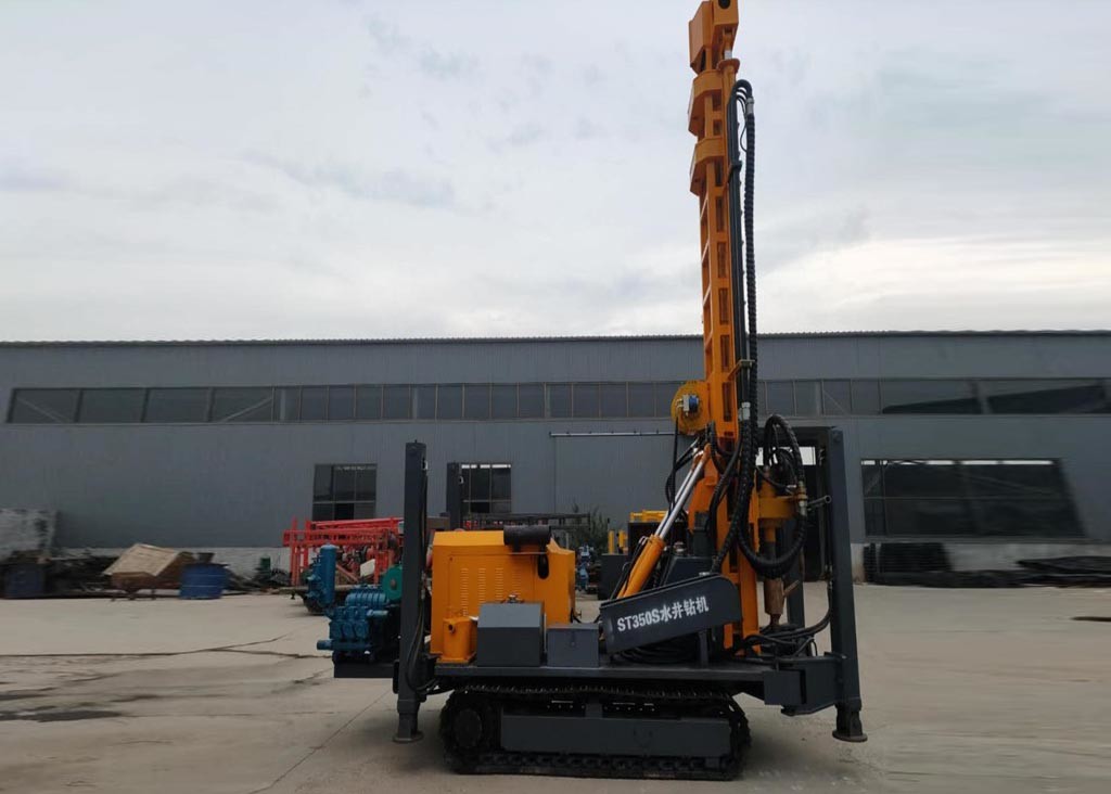 Buy cheap ST-450S 450 Meters Crawler Pneumatic Borewell Machine from wholesalers