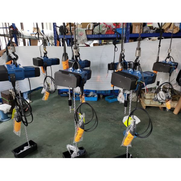 250kg 3m Double Speed Electric Chain Hoist With Motorized Trolley